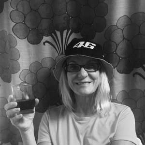 Meet your Posher, Debbie